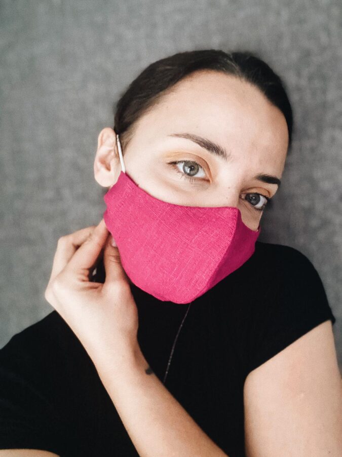3-layer linen mask with pocket for filter insertion, dark rose with a small pattern