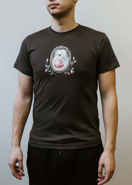 Men's t-shirt, Hedgehog with apple, dark gray