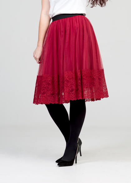 Tilla svārki - sarkani/mežģīņu -20%